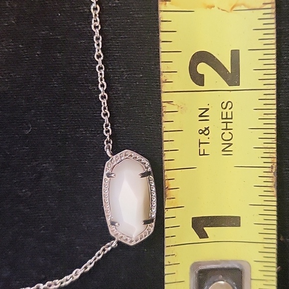 Kendra Scott Elisa Silver Pendant Necklace in mother-of-pearl NWT with bag - Picture 8 of 10